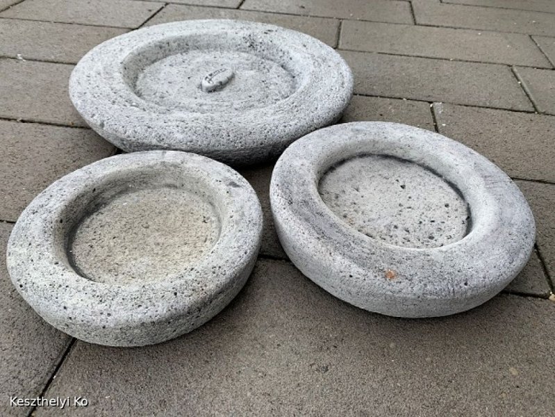 kö virágtartók,beton virágtartók,kaspó,balkonláda,virágláda,virágtartó,kaspó